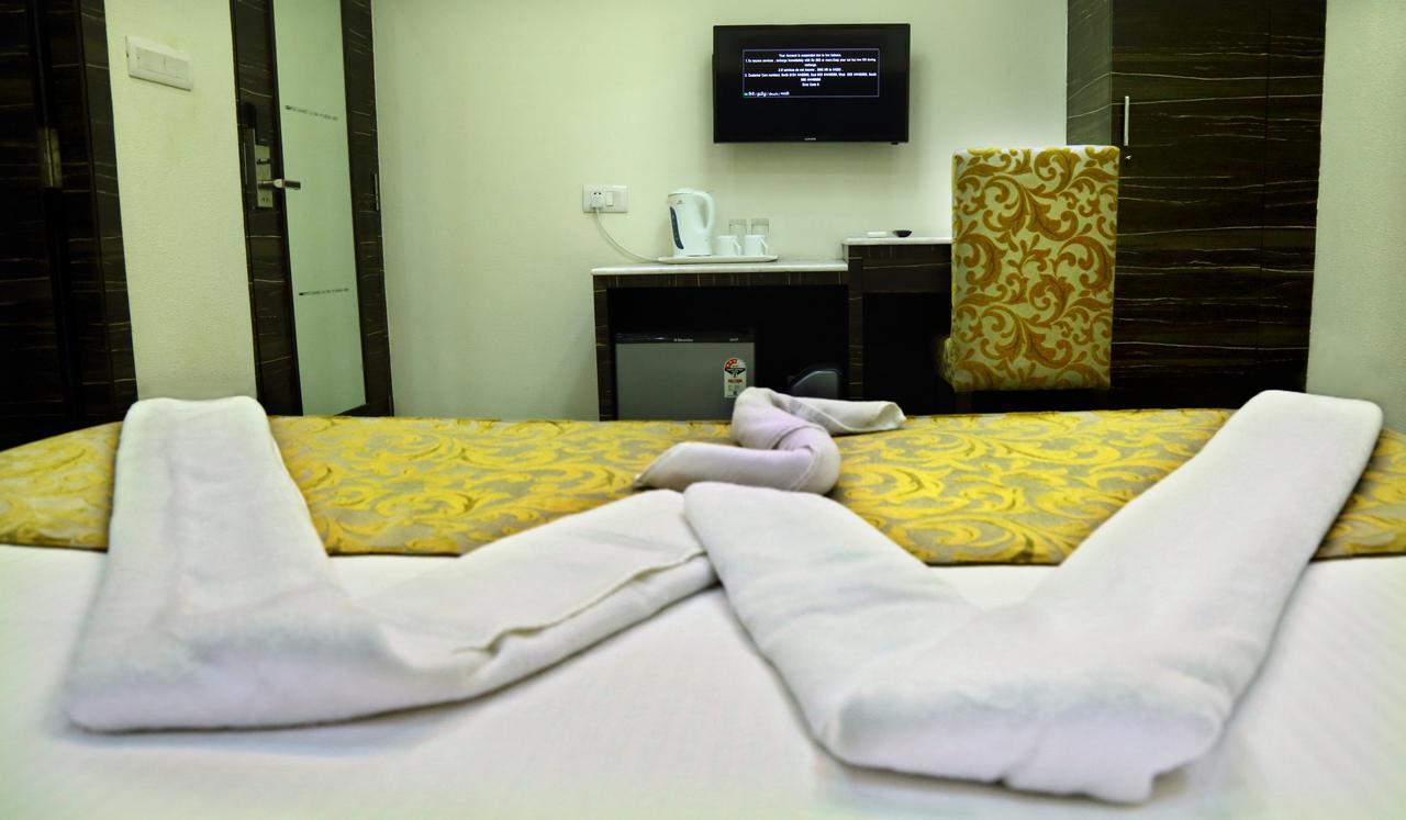 The Majestic Suites Kalkutta Exterior foto